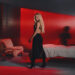 Becky Hill compartilha nova música ‘Hands On Me’