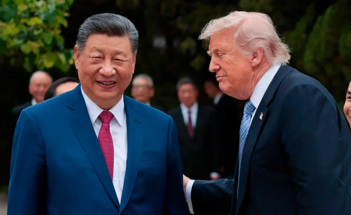 Bill Maher espeta o poder do presidente da China sobre Trump