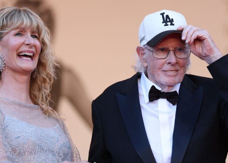 Bruce Dern, 89, faz rara aparição no tapete vermelho de Cannes – Celebrity News – Entretenimento