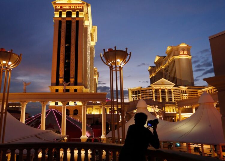 Caesars Entertainment, ícone da Las Vegas Strip, é vendida por US$ 6 bilhões :: WRAL.com