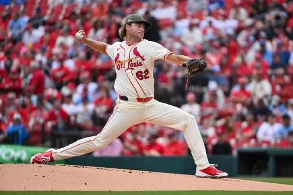 Cardinals lideram Royals por trás do forte começo de Kyle Leahy