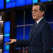 Colbert usa música de 'Peanuts' para tentar processar a CBS no último 'Late Show'