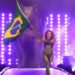Concerto de Shakira atrai 2 milhões à praia do Rio de Janeiro