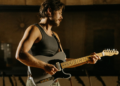 Cory Asbury lança novo single enquanto retorna à música de adoração após uma pausa de cinco anos