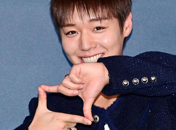 De 'Danjong oppa' ao drama de culinária militar, o segundo ato de Park Ji-hoon está explodindo