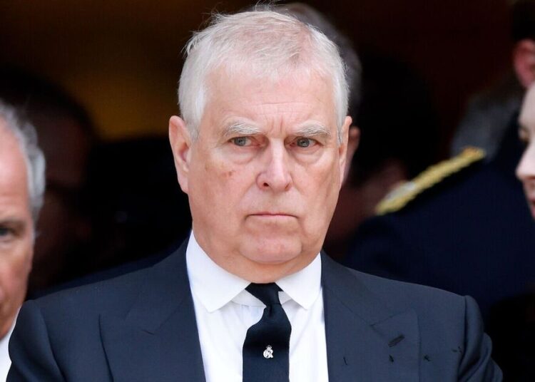 Desonrado Andrew Mountbatten-Windsor permanecerá em 8º na linha de sucessão | Real | Notícias