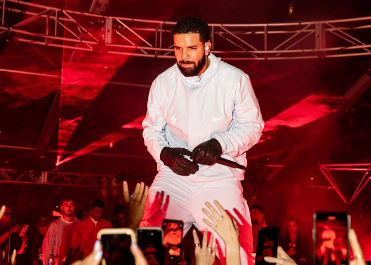 Drake estabelece recorde no gráfico ARIA