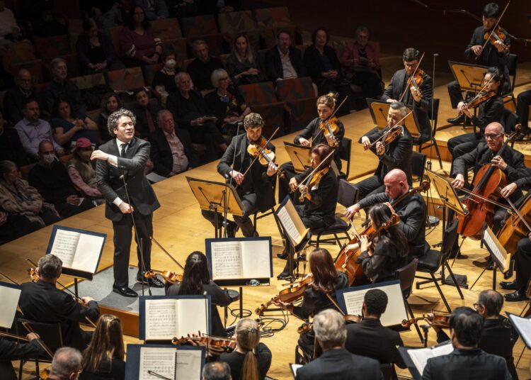 Dudamel sobre sua vida enquanto se prepara para deixar LA Phil e ir para Nova York