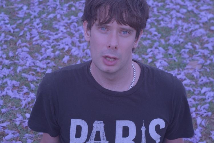 Estreia: assista ao novo videoclipe de Quiet As A Mouse, 'Peter Pan'