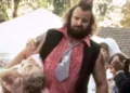Estrela da lendária comédia dos anos 80 morre após problemas de saúde: Donald Gibb tinha 71 anos