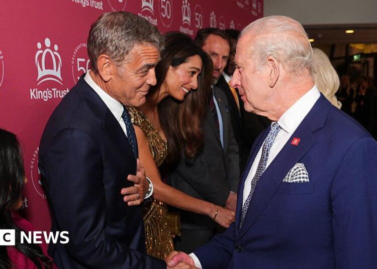 Estrelas se apresentam no 50º aniversário do King's Trust em Londres