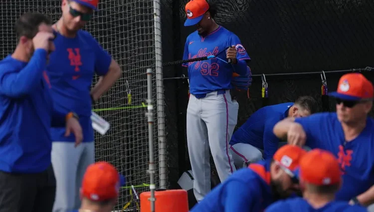 Ex-Phillies e apaziguador do Mets assina contrato com Royals apesar da feia ERA 10.38