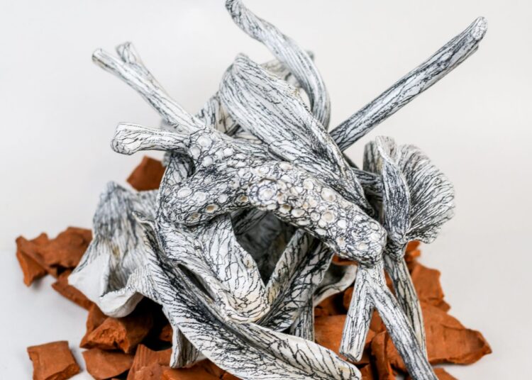 Exposição bianual de escultura abre em 28 de maio