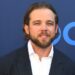 Fãs de 'Fire Country' reagem à doce atualização da família de Max Thieriot