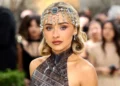 Feliz aniversário, Sabrina Carpenter! Uma olhada em sua jornada de crescimento na carreira