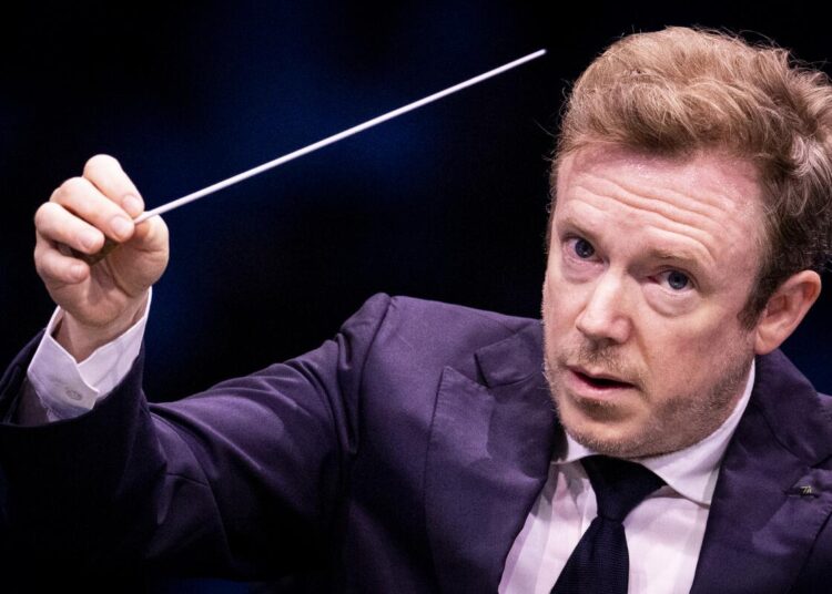 Filarmônica de Los Angeles nomeia Daniel Harding como seu próximo diretor musical