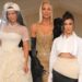 Foto de família de Kylie Jenner monitorada por Khloe Kardashian e Kourtney Kardashian