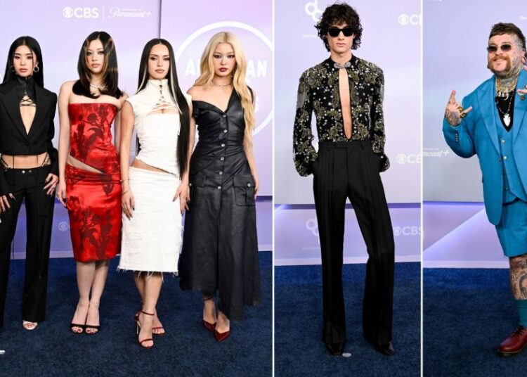 Fotos de chegadas no tapete vermelho do American Music Awards 2026, atualizações ao vivo