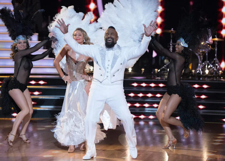 Henry Samuel, filho de Heidi Klum, parece Seal em Cannes