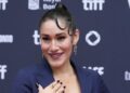 James Cameron processado por Q'orianka Kilcher pelo design de 'Avatar'