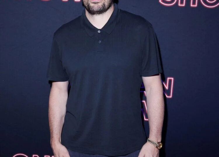Jason Biggs supostamente desistiu de seu casamento por causa da 'faísca' perdida depois que ele 'perdeu muito peso'