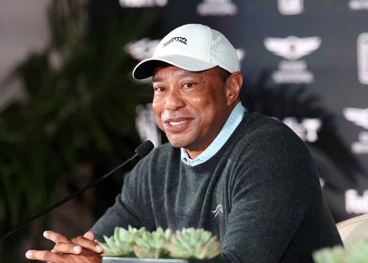 Jato particular de Tiger Woods pousa em Palm Beach após suposto programa de reabilitação