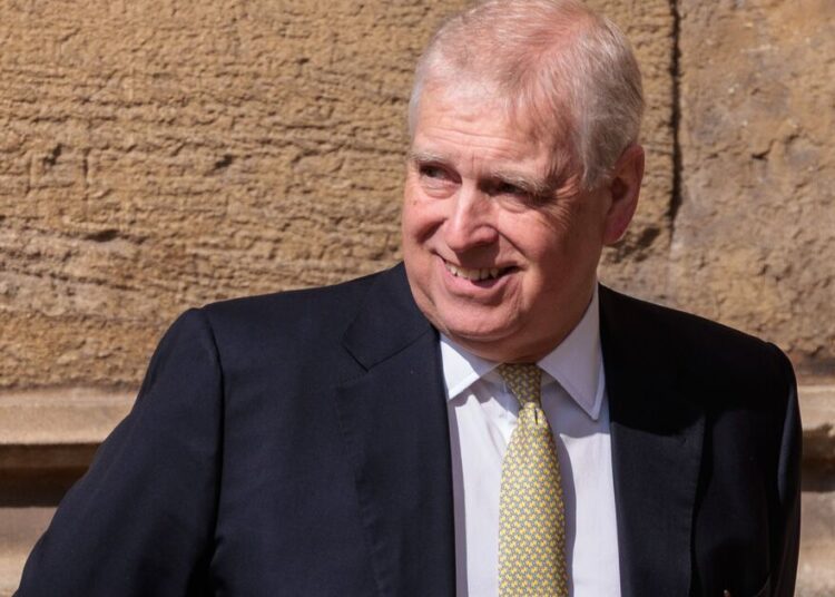 Jeffrey Epstein usou Andrew Mountbatten-Windsor como 'ferramenta de negociação' | Real | Notícias