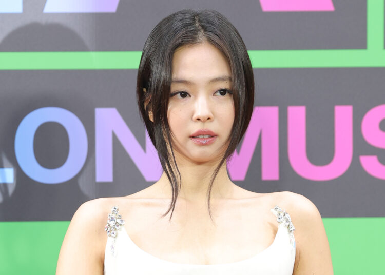 Jennie leva para casa 20 bilhões de won da autofundada OA Entertainment em dois anos