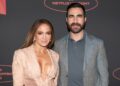 Jennifer Lopez está chocada com o quão bem Brett Goldstein conhece sua filmografia