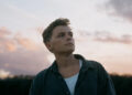 Josiah Queen tem 3 dos 10 primeiros na parada de músicas musicais mais recentes do Gabb