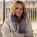 Kylie Minogue reflete emocionalmente sobre a morte do ex-vocalista do INXS, Michael Hutchence: 'Muitas vezes consigo sentir sua presença'