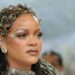 Lipreader expõe o apelo desesperado de Rihanna enquanto ela evita mau funcionamento do guarda-roupa – Celebrity News – Entretenimento