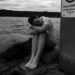 Lottie McLeod anuncia The Boat House EP com novo single agridoce 'Sunburnt' -