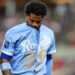 Maikel Garcia sofre lesão durante jogo do Kansas City Royals no sábado