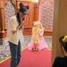 Meghan Markle compartilha lindas fotos de família da Disneylândia enquanto reformula sua mídia social