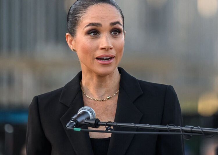 Meghan Markle ridicularizada por movimento ‘incrivelmente surdo’ | Real | Notícias