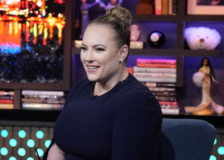 Meghan McCain chama AOC de 'idiota' por ter participado do Met Gala – Celebrity News – Entretenimento