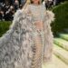 Met Gala 2026: os melhores looks de celebridades no tapete vermelho, de Heidi Klum a Luke Evans