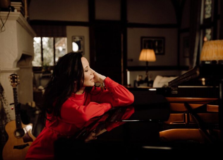 Nerina Pallot talks about life, the music biz and her new album Fire Escape Symphonies