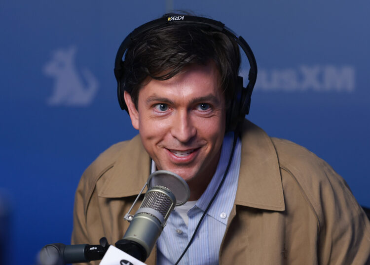 Nicholas Braun diz que DeuxMoi Sightings 'frustrou' as mulheres com quem ele estava namorando