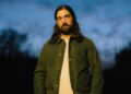 Noah Kahan é o airplay alternativo adulto mais antigo, número 1 dos anos 20