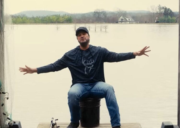 Nova música de Luke Bryan “Fish Hunt Golf Drink” (A Rant)