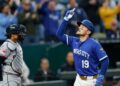 O home run de 2 corridas de Massey leva o Royals à vitória sobre os Guardians por 5-3 para sua quinta vitória consecutiva