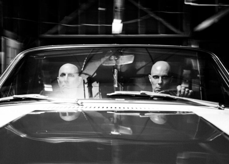O novo single do A Perfect Circle, “Starless”, está aqui