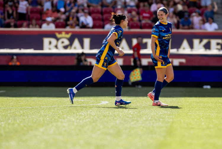 O primeiro gol de Kiana Palacios na NWSL ajuda o Utah Royals FC a vencer a rivalidade sobre o Denver Summit