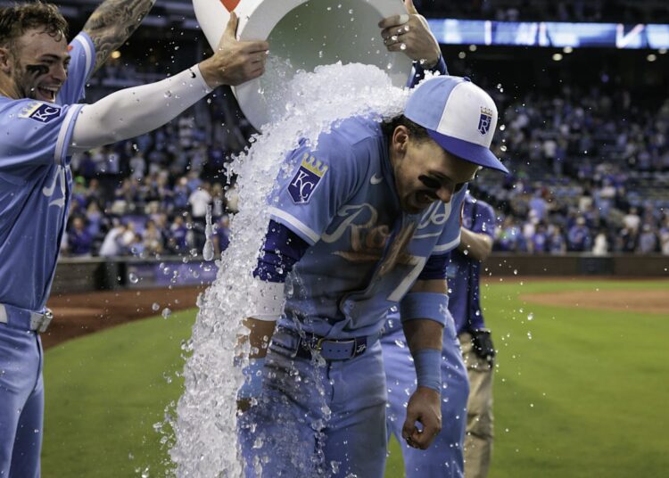 O último prêmio da MLB de Bobby Witt Jr. é um sinal de que dias melhores estão por vir para Royals
