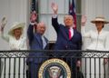 Os pensamentos de Donald Trump fora das câmeras sobre a família real, revelados pelo biógrafo
