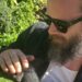 Padre John Misty lança nova música psicodélica “The Payoff”
