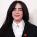 Por que Billie Eilish não quer cirurgia plástica