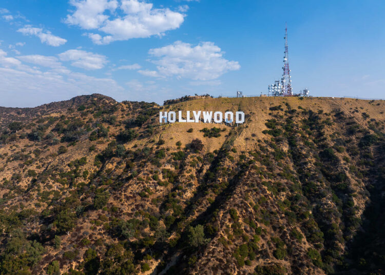 Por que o antigo modelo de entretenimento de Hollywood não se adapta mais à velocidade e aos hábitos do público moderno
